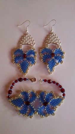 Modro-stříbrná Indie